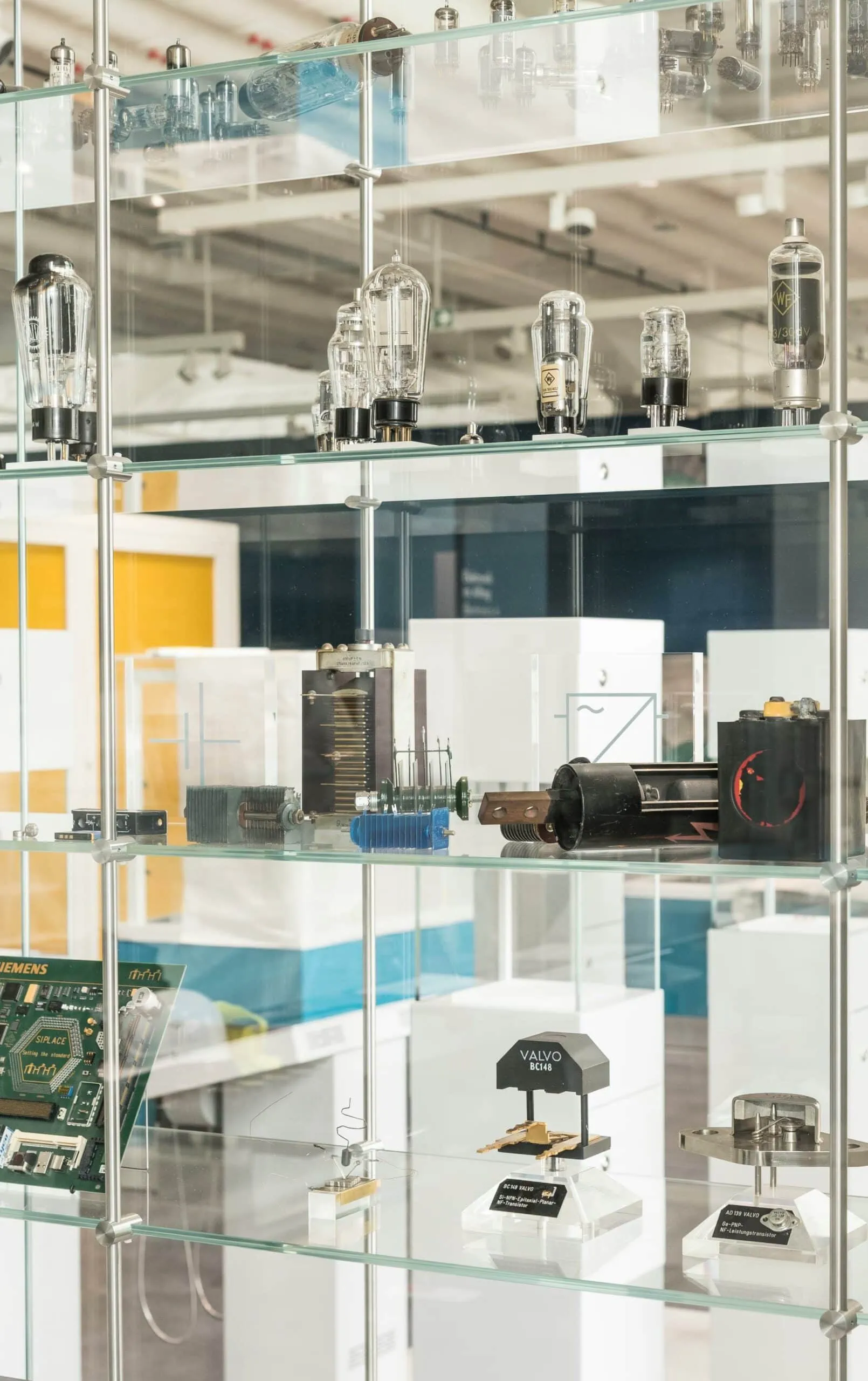 Ausstellung Elektronik im Deutschen Museum München – spannende Exponate, Experimente und Workshops für Kinder, Jugendliche und Familien // HIMBEER