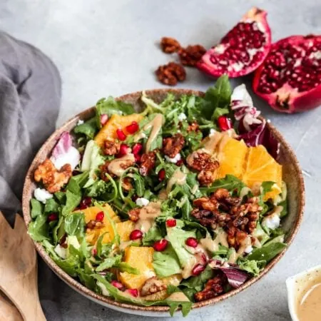 Wintersalat mit Granatapfel und Orangen // HIMBEER