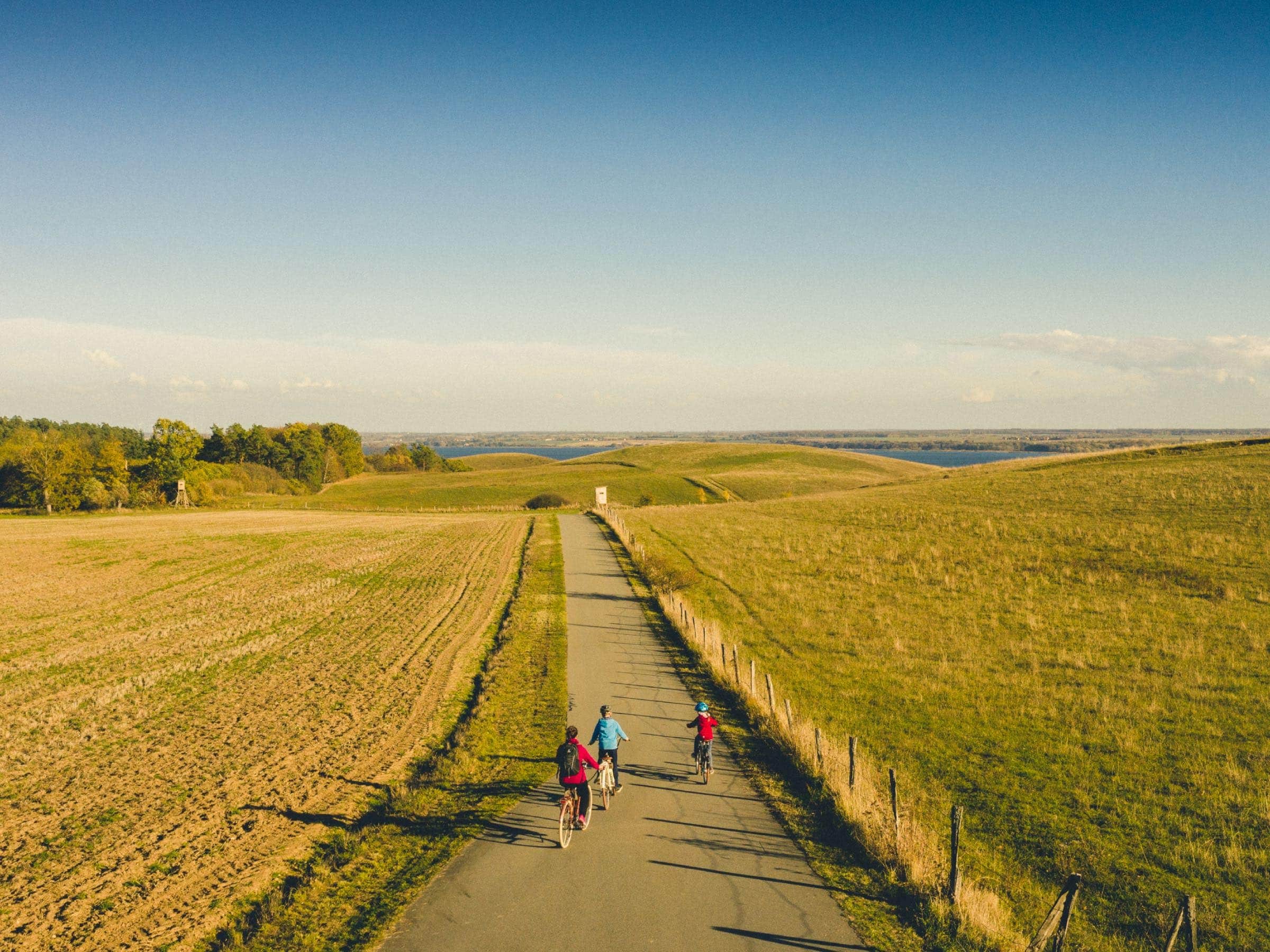 Radtouren in Mecklenburg: schönes Ziel für den Urlaub mit Kindern // HIMBEER