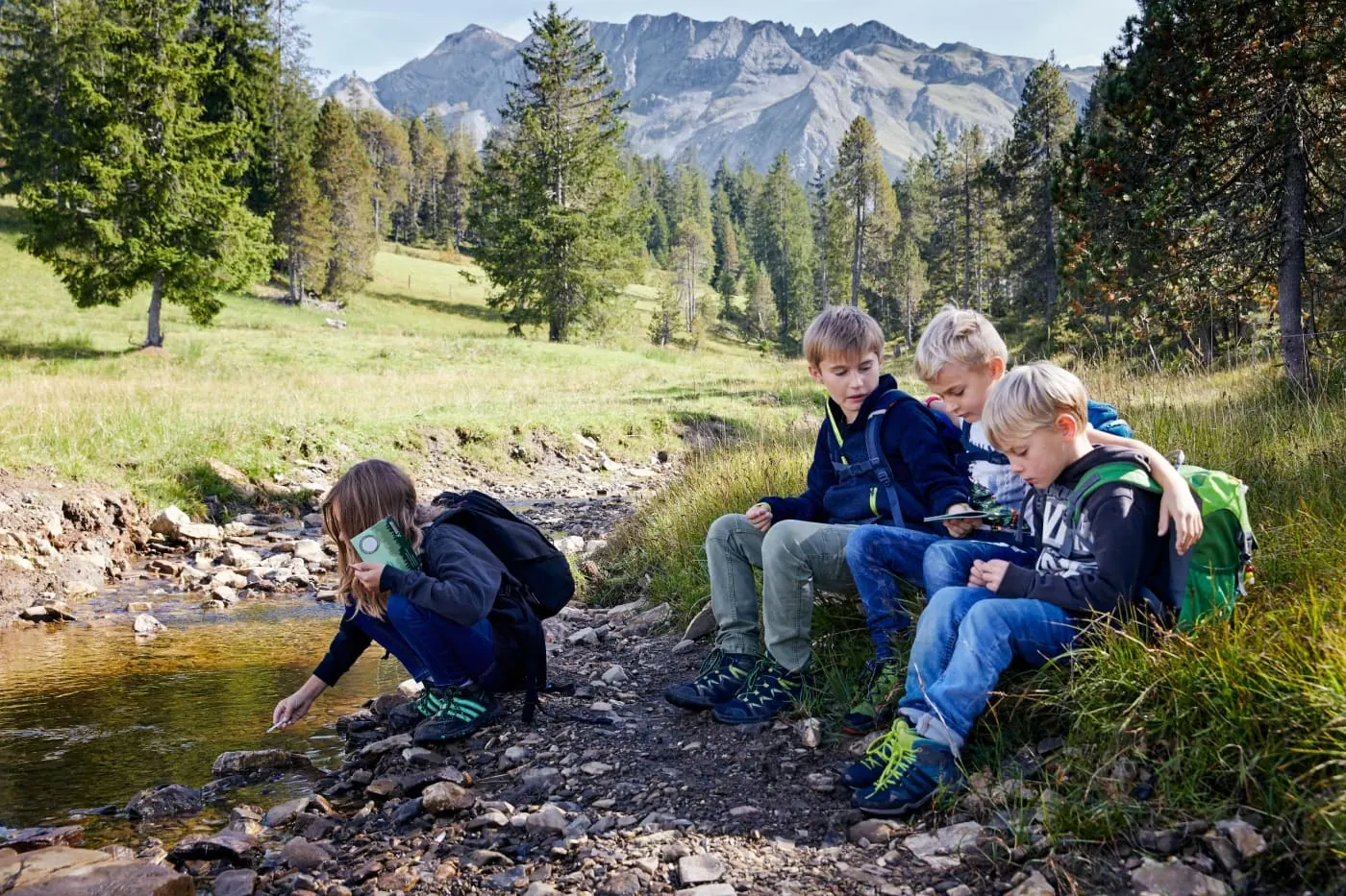 Swisstainable Kids: Nachhaltige Familienabenteuer in der Schweiz // HIMBEER