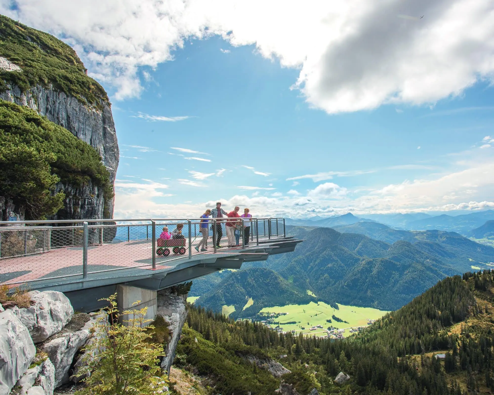 Attraktion in den Alpen für Kinder: TriassicPark // HIMBEER