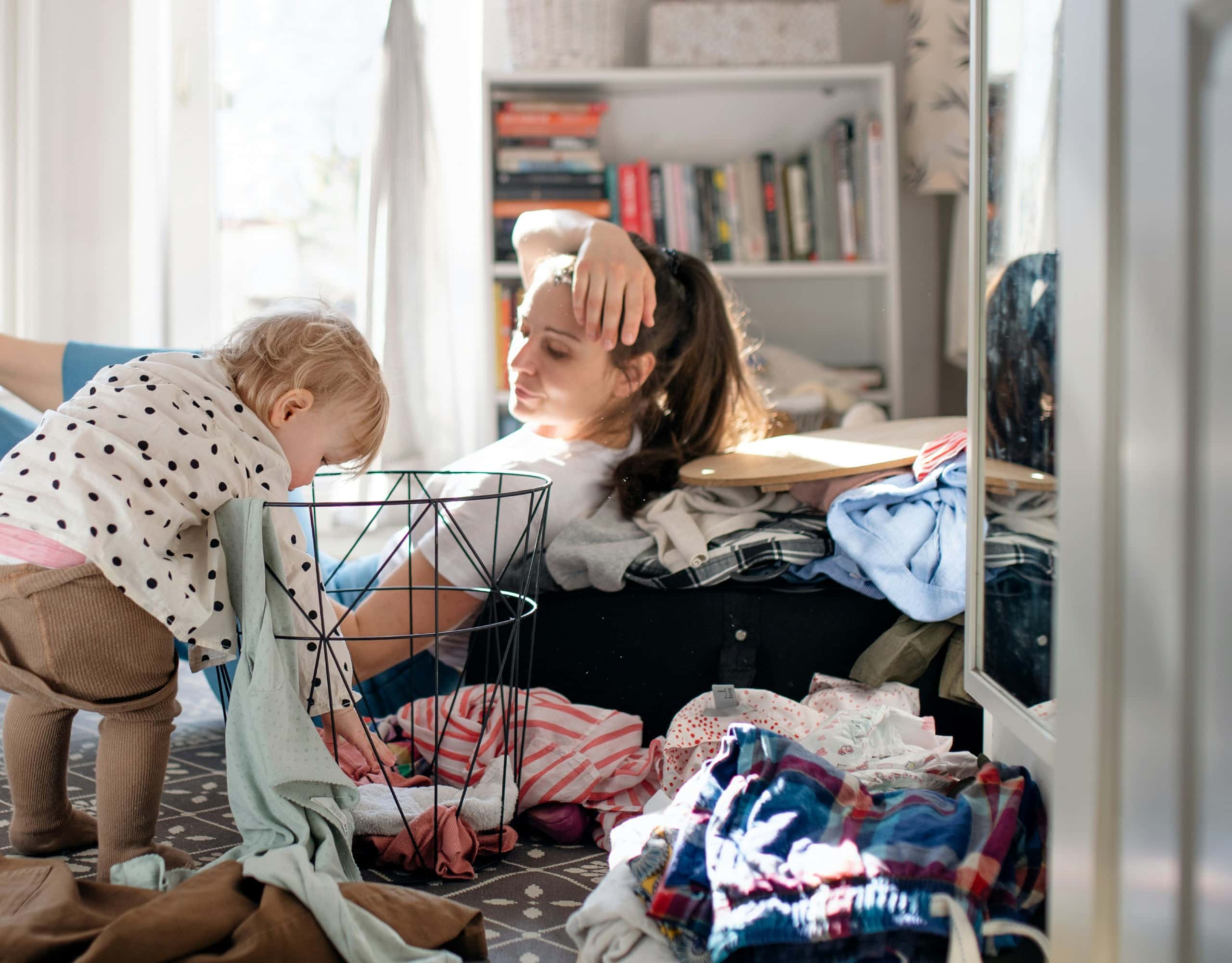HIMBEER Baby-Edition: Chaos in Wohnung und Gefühlen gehört gelegentlich zum Leben mit Kindern dazu.