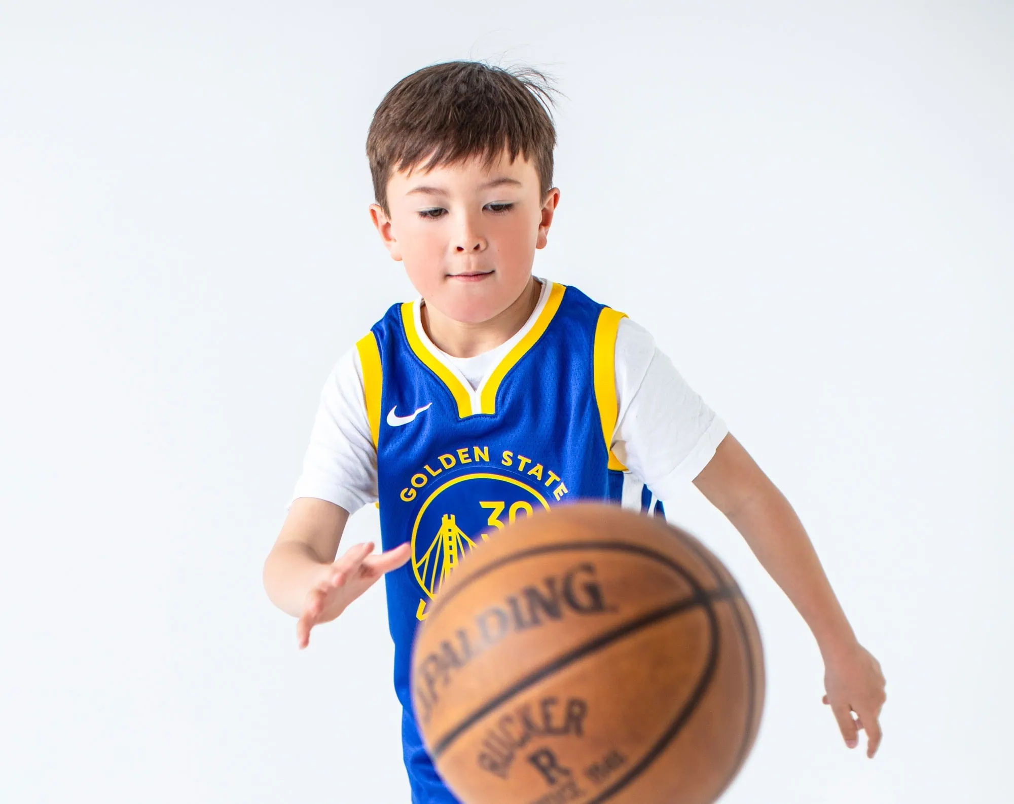 Kindersport: Benedikt spielt Basketball // HIMBEER