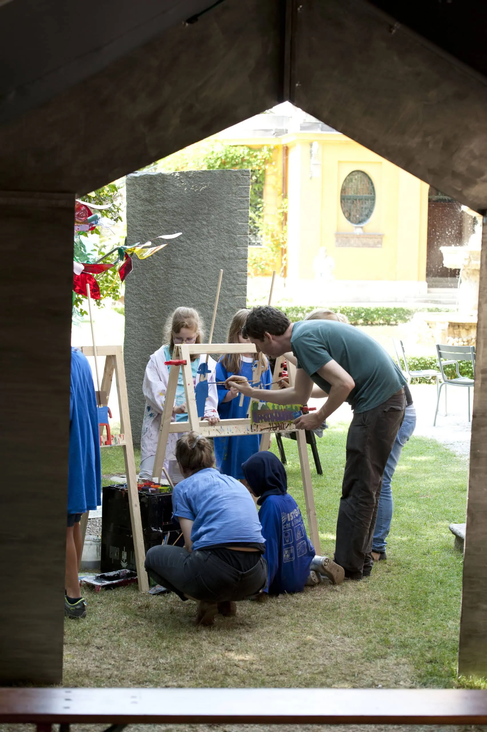 Familien-Freizeit-Tipps für die zweite Sommerferienwoche (KW 32): Figurentheaterwerkstatt Sommerferien im Lenbachhaus // HIMBEER