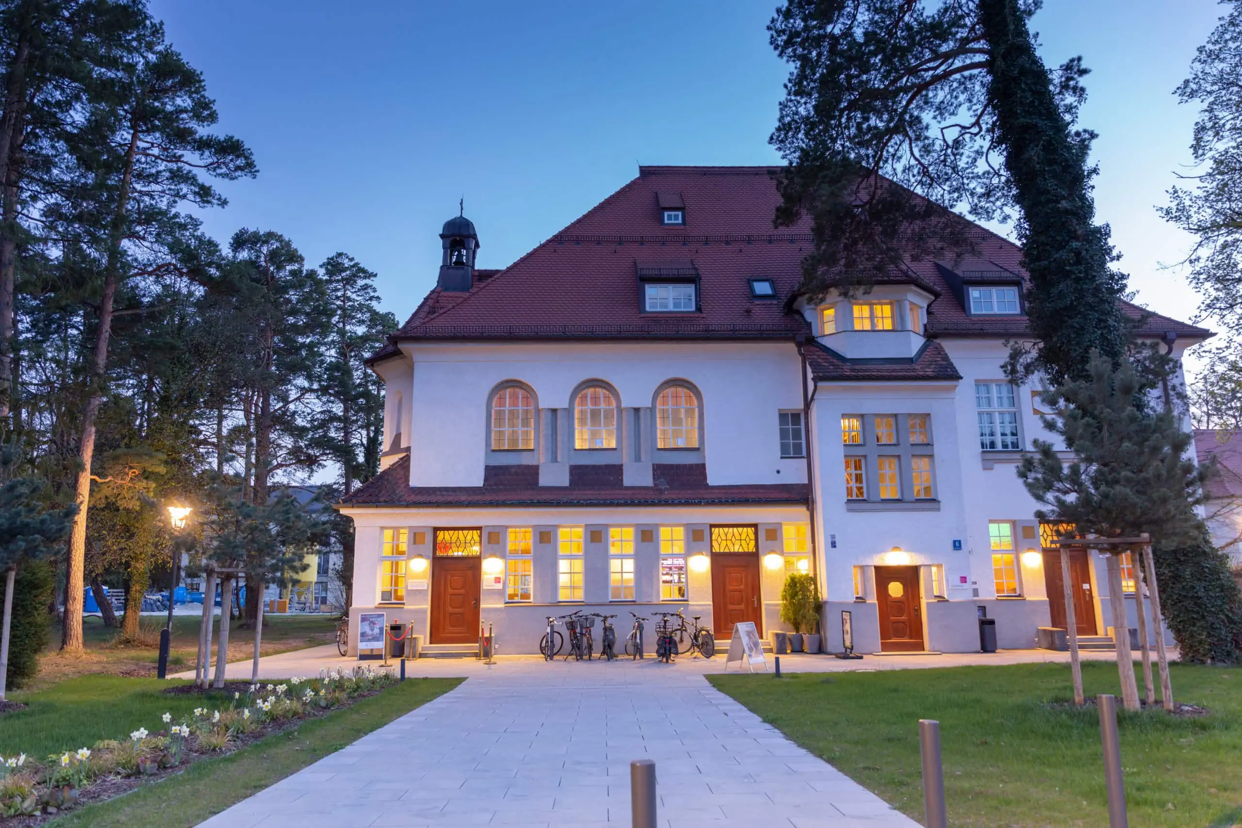 Kleines Theater Haar // HIMBEER