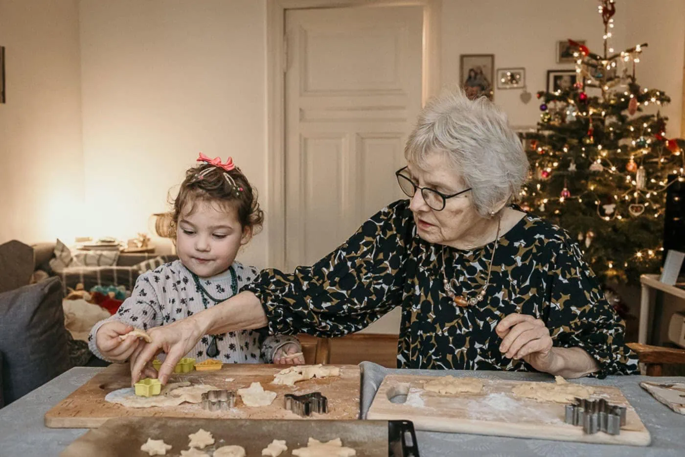 Advents-Fototipps: Wie ihr schöne Bilder von Kindern im Winter macht – Tipps zum Fotografieren von Cindy und Kay Fotografie: Nehmt die Beziehungen in den Fokus // HIMBEER