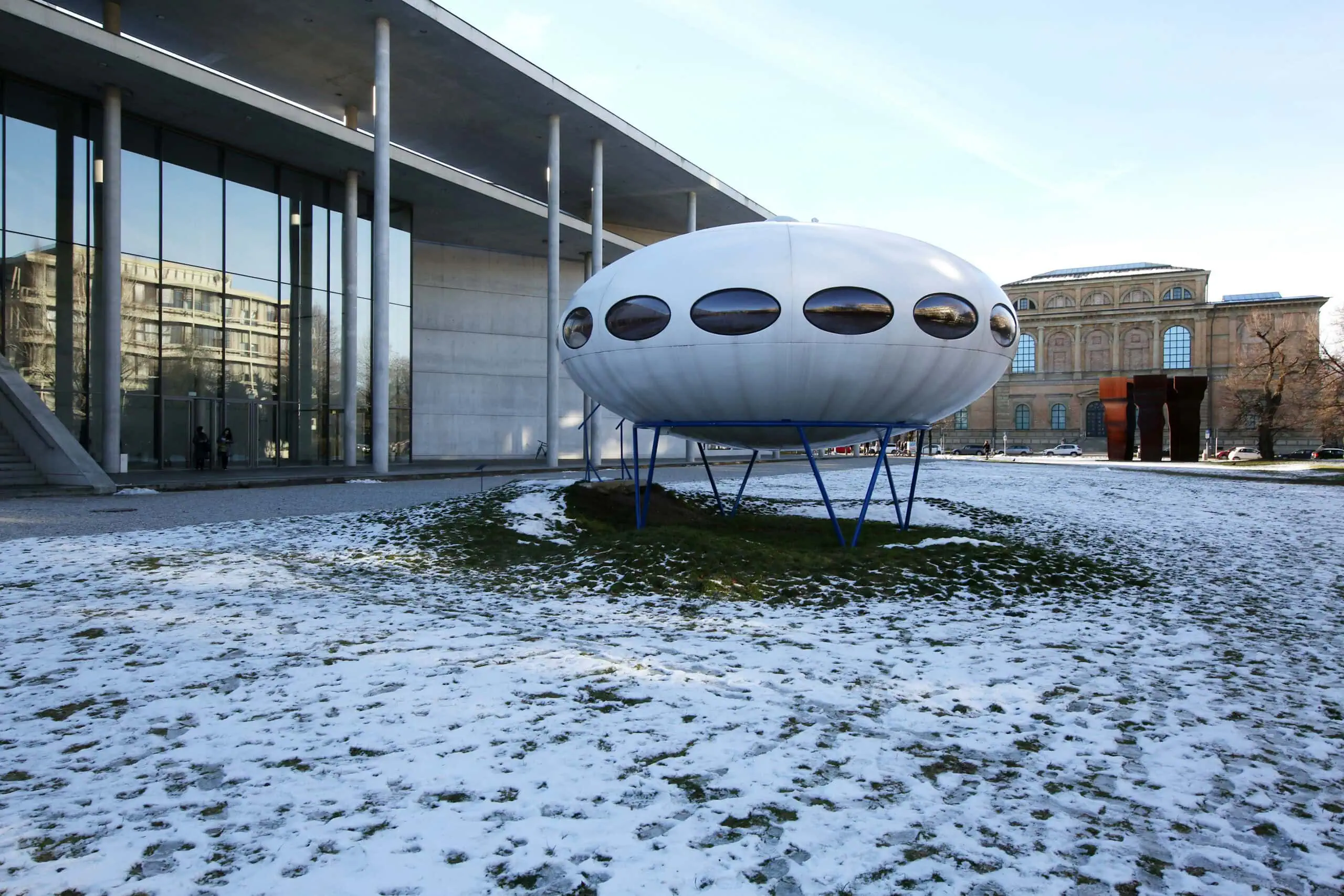 Familien-Freizeit-Tipps für dieses Wochenende (KW 06) mit Kindern in München: Pinakothek der Moderne, Futuro Haus // HIMBEER