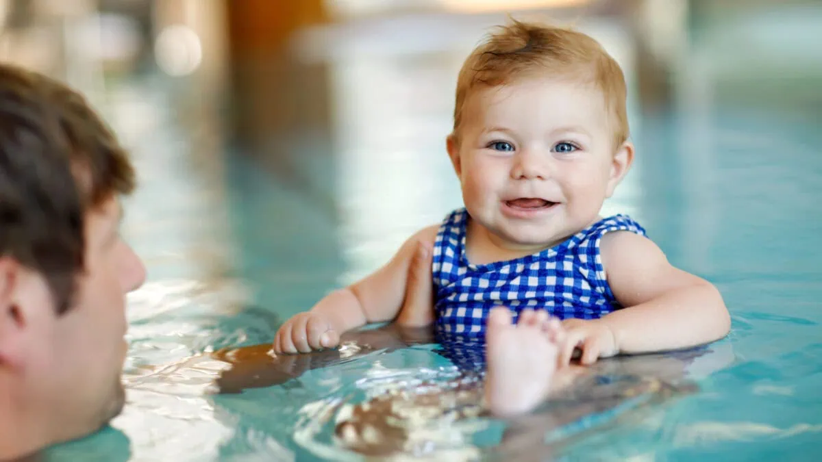 Baby-Schwimmkurse in München // HIMBEER