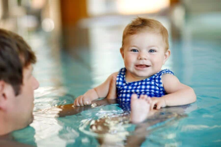 Baby-Schwimmkurse in München // HIMBEER