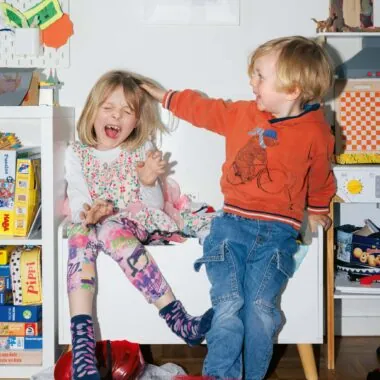 Titelgeschichte Geschwister: Rivalität und Liebe // HIMBEER