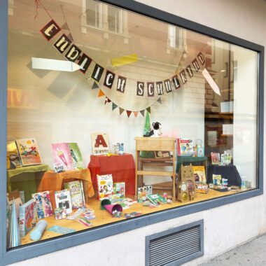 Top 10 Läden in München, um die Schultüte zur Einschulung zu befüllen: Kunst und Spiel
