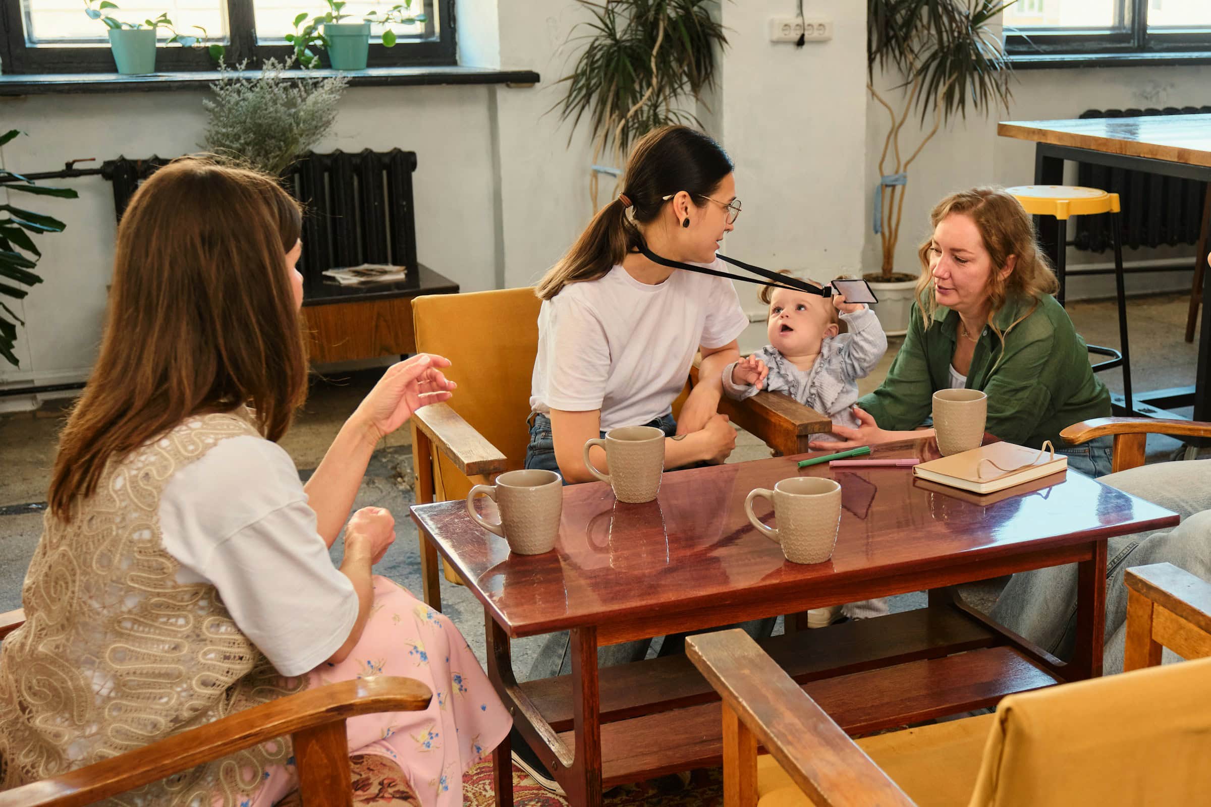 Mini-Tipps im August: Offenes Stillcafé // HIMBEER 