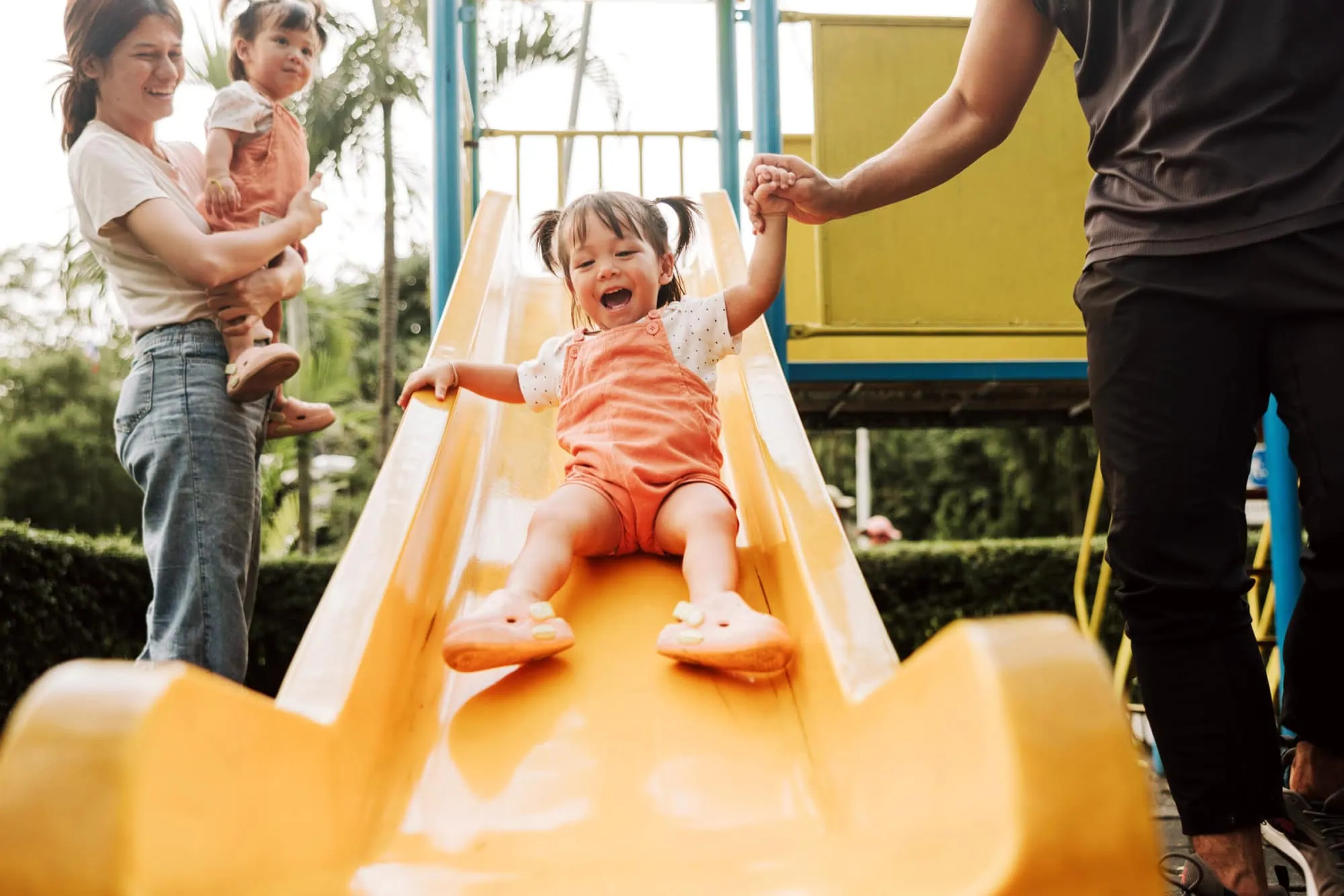 Wonda Kinderbetreuung Babysitterservice: Das Dorf zurückholen // HIMBEER