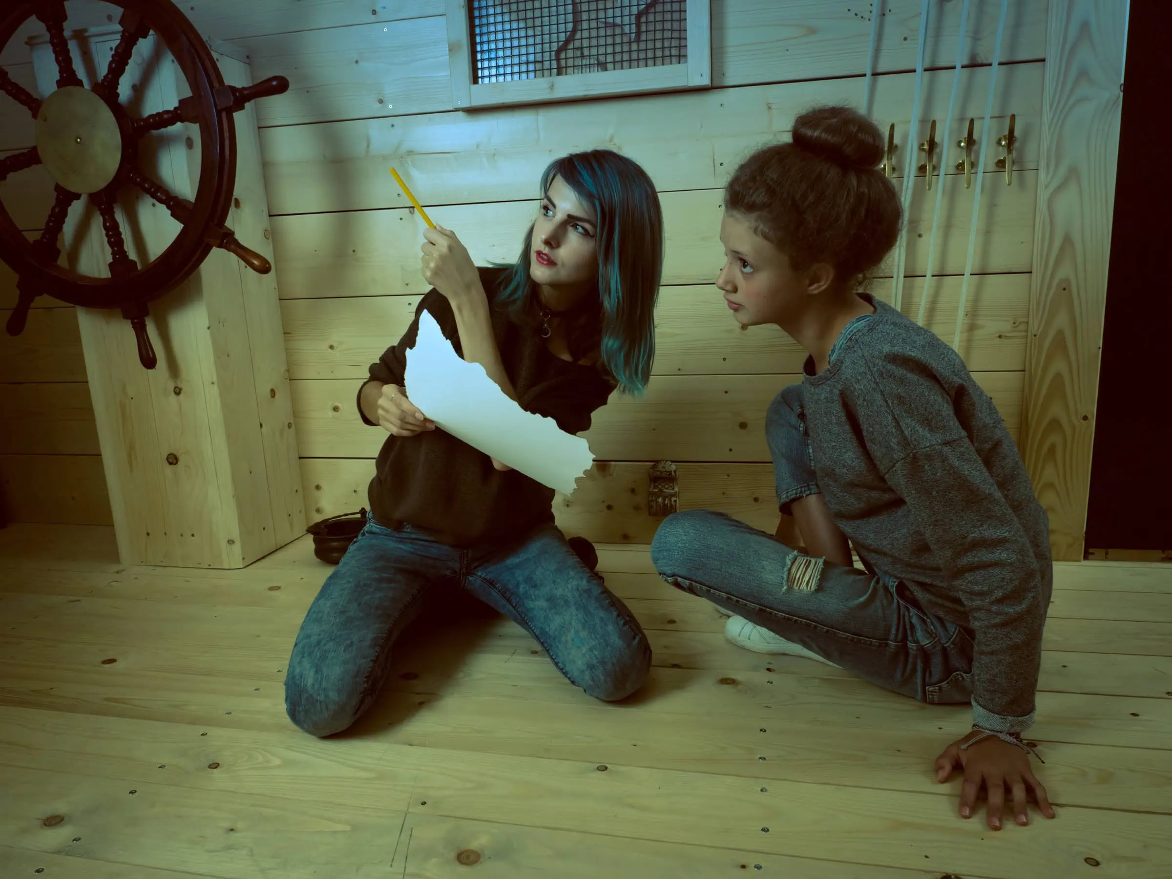 Spannende Escape Games in München: hunt4hints // HIMBEER 