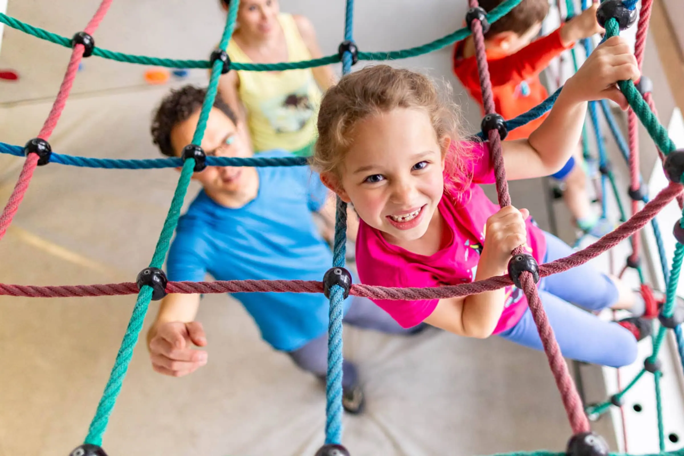 Advertorial Boulderwelt München West 2025 // HIMBEEr