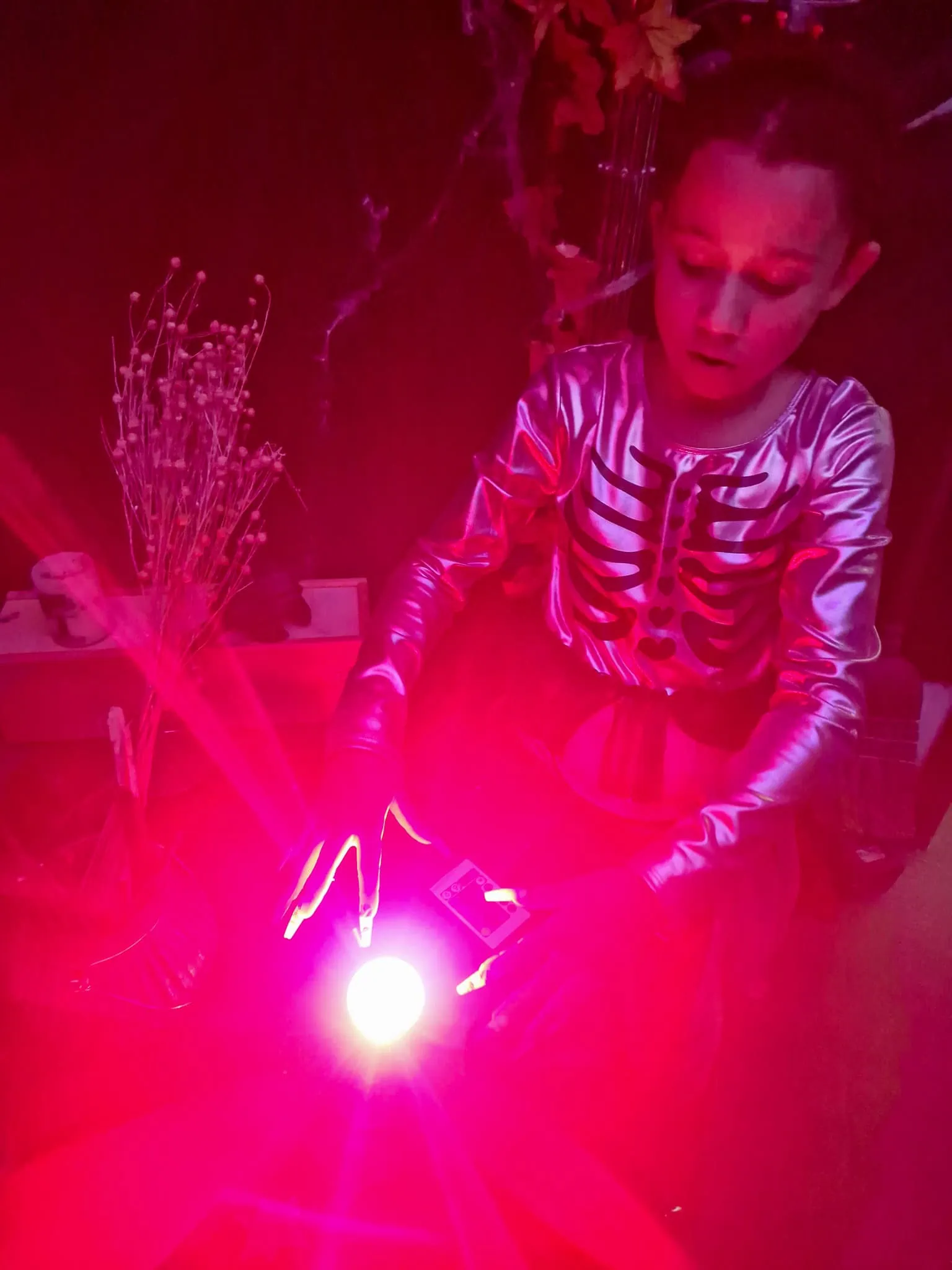 Halloween-Events für Kinder in München: Halloween im Vampirhotel, SPIELkultur e.V. // HIMBEER