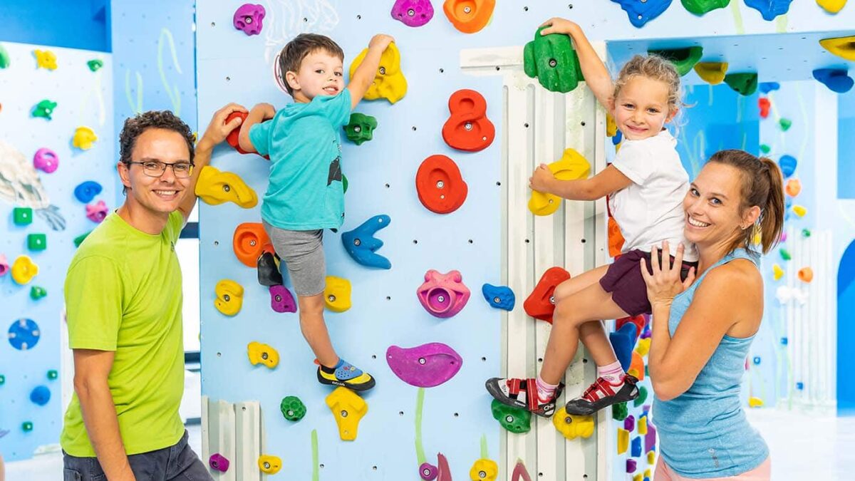 Advertorial Boulderwelt München Ost 2025 // HIMBEER