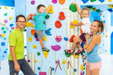 Advertorial Boulderwelt München Ost 2025 // HIMBEER