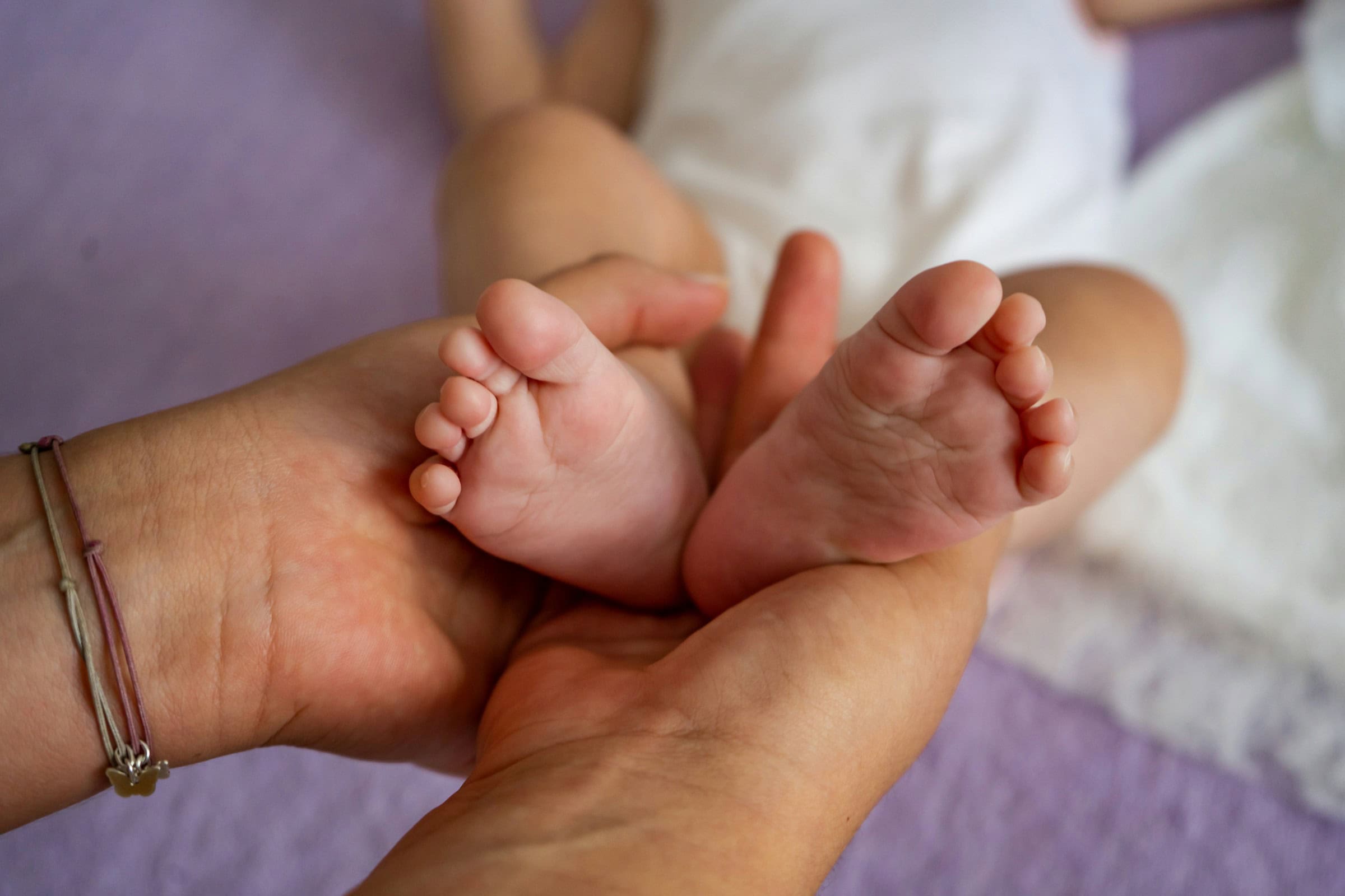 Mini-Tipps im Oktober: Babymassage für Väter // HIMBEER 