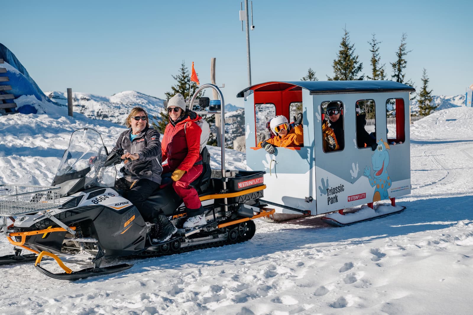 Familienskigebiet Steinplatte Winklmoosalm // HIMBEER 2025