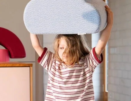 Herbst-Lieblingssachen: Schönes für Kinder und Familien, Drinnen und Draußen, zum Spielen, Wohnen, Anziehen, Spaß haben: Cloud Spielmöbel von Present Stories