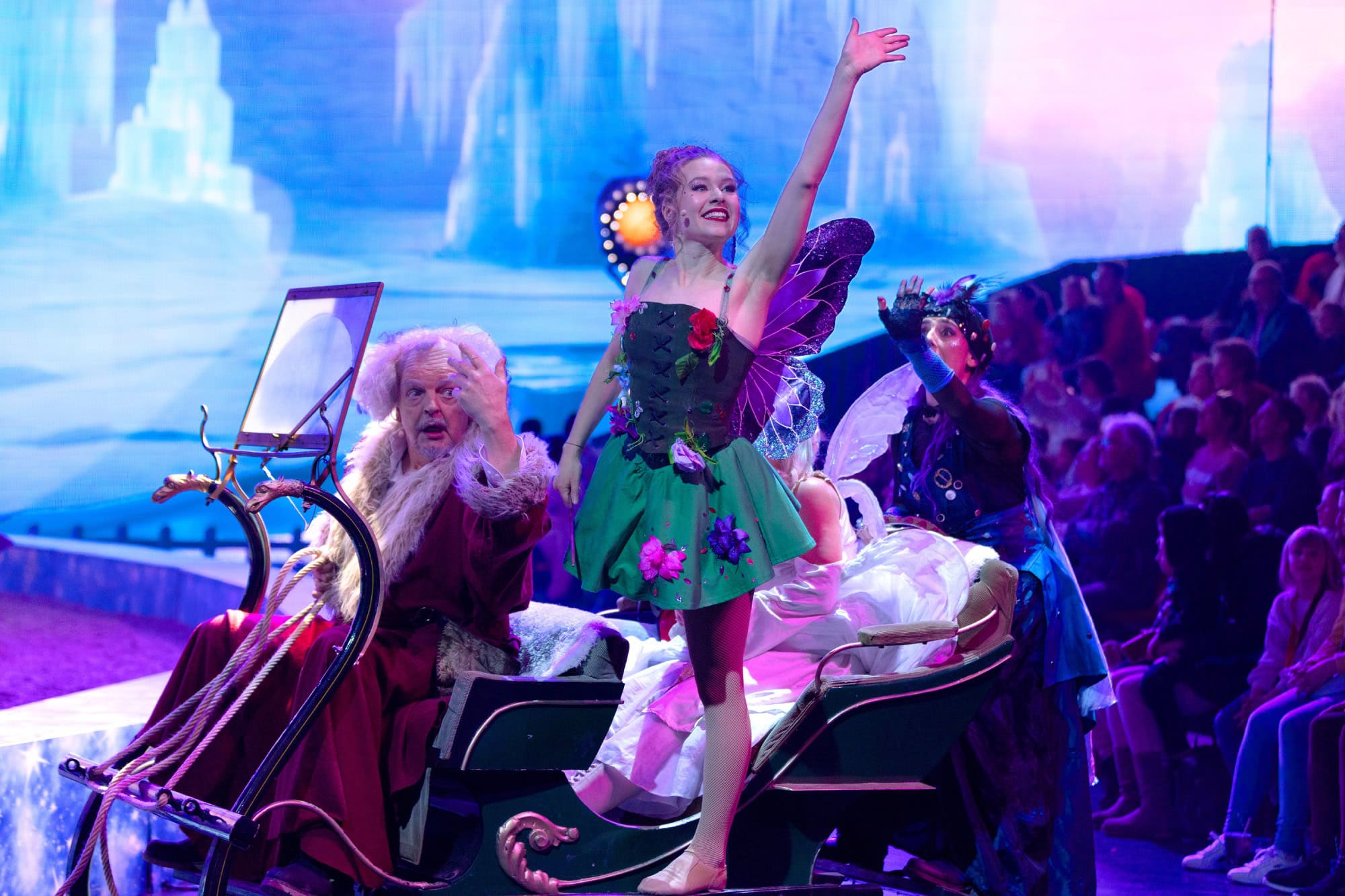 Ein Pferdemärchen, das Herzen berührt: CAVALLUNA Kids – WinterWünscheLand // HIMBEER