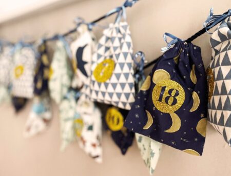 Adventskalender nähen, 24 zauberhafte Säckchen // HIMBEER