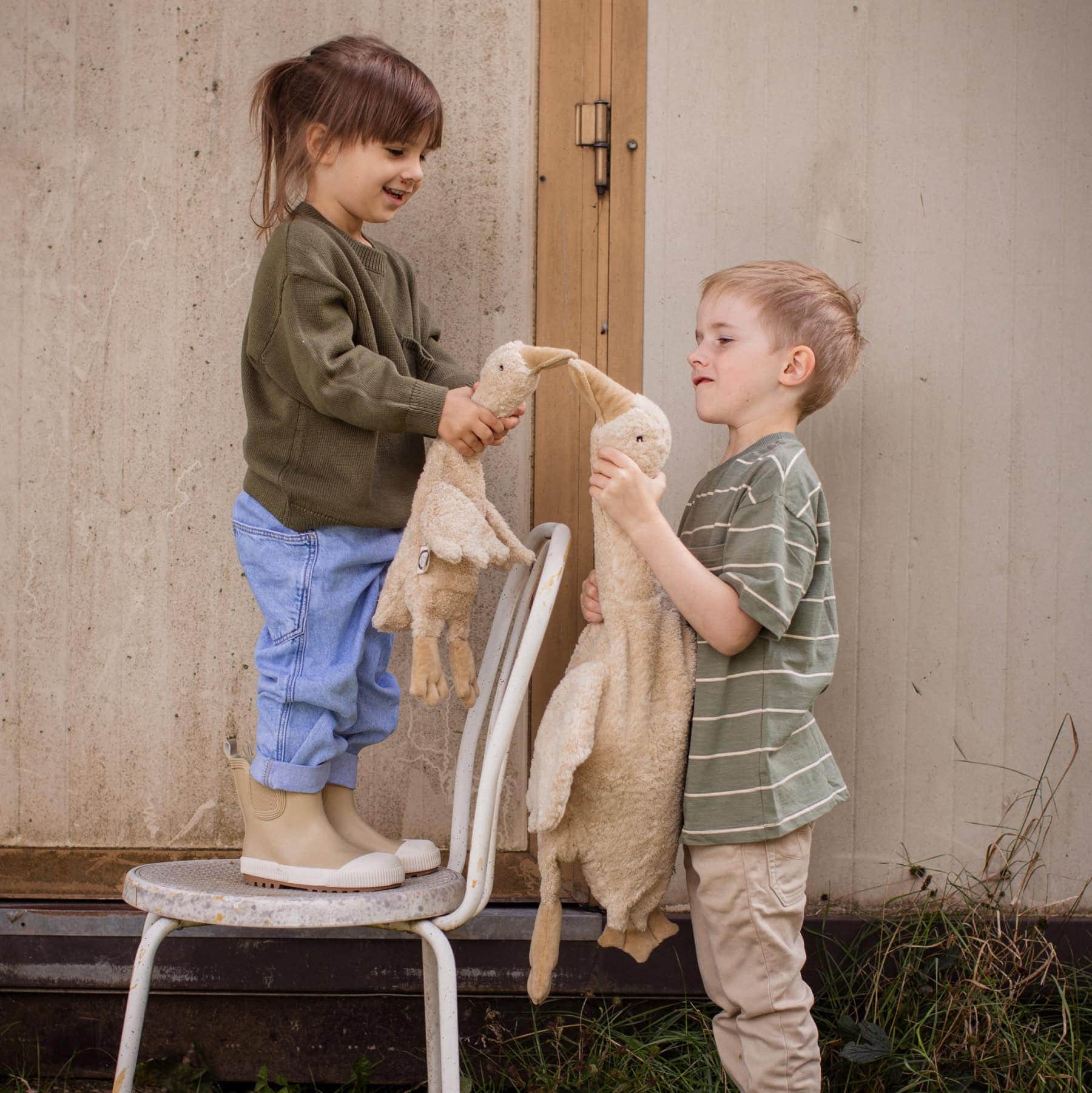 Gans-Kuscheltier von Senger Naturwelt // HIMBEER 2025