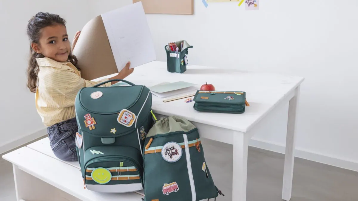 Ergonomisches Schulranzen Set UNIQUE Slim von LÄSSIG // HIMBEER Adventskalender 2025