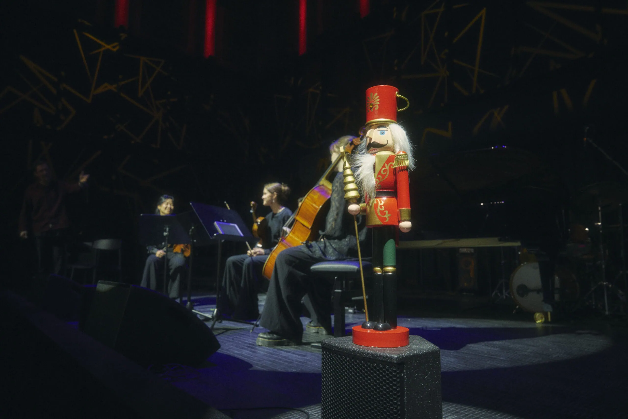 „Nussknacker“ by Bergson Artists – Tipps fürs dritte Adventswochenende KW 50 // HIMBEER