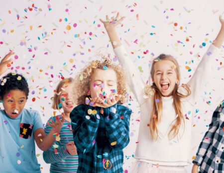 Super Faschingspartys für Kinder und Teenager:innen in München – wo die besten Faschingsfeiern stattfinden