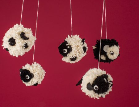 Schäfchen Mobile // HIMBEER