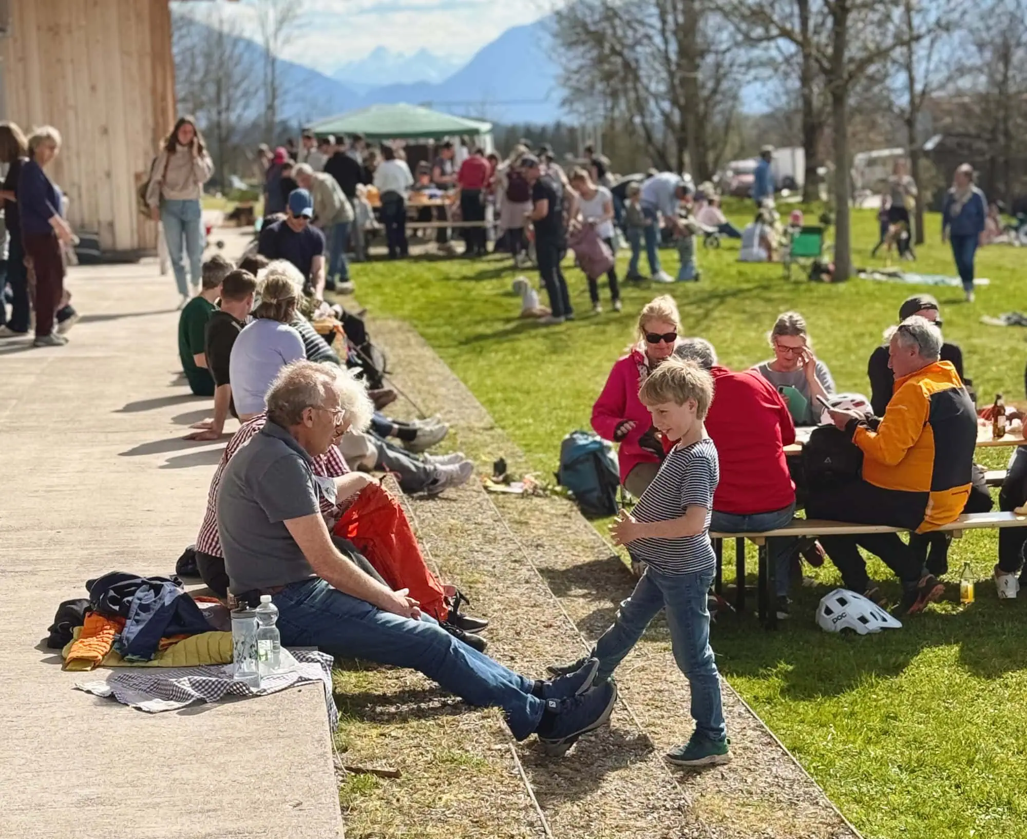 Frühling in Nantesbuch / Stiftung Kunst und Natur Nantesbuch