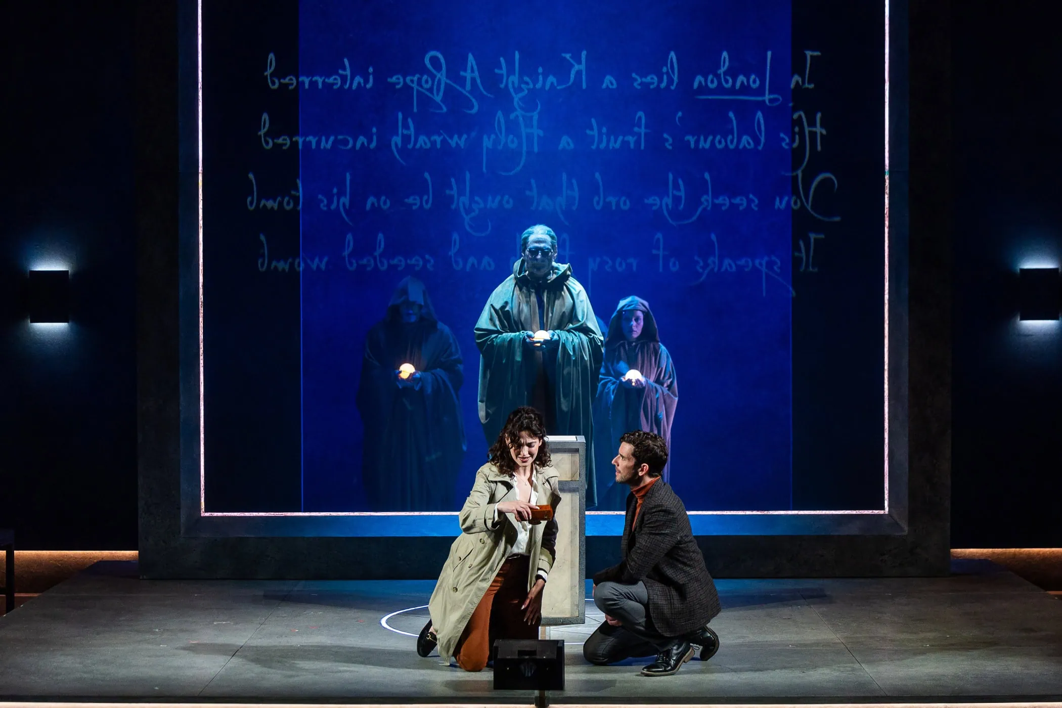 DaVinciCode Deutsches Theater Muenchen c Nile Scott Hawver