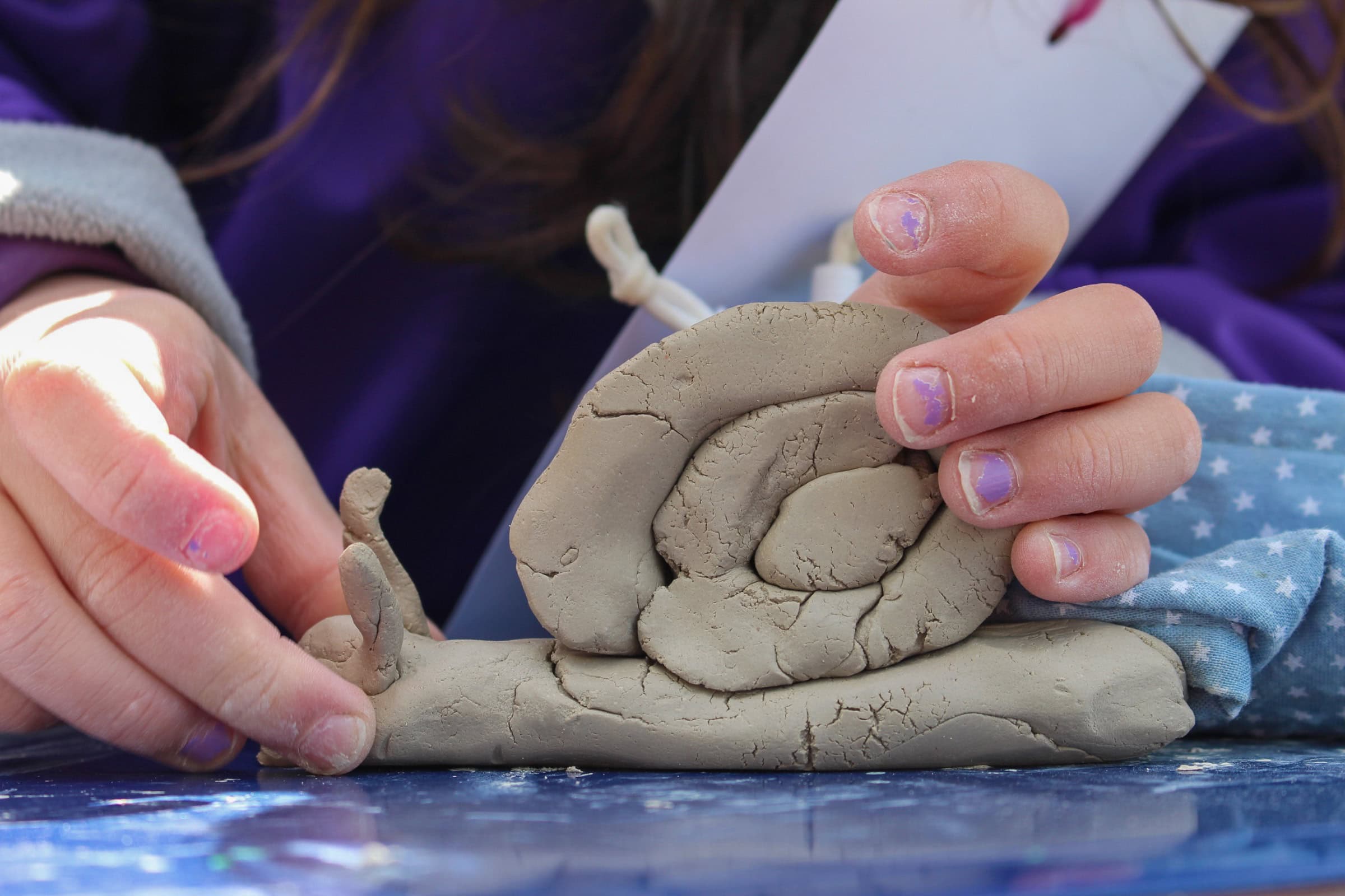 Top Anbieter:innen für kreative Ferienkurse in München: PA/Spielkultur // HIMBEER