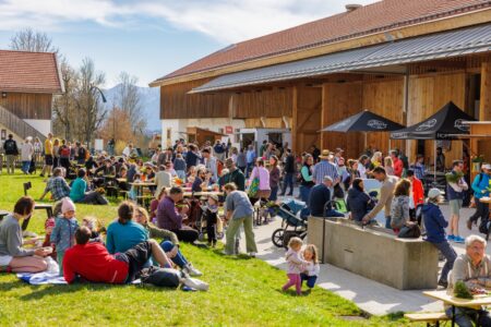 Stiftung Kunst und Natur in Nantesbuch / Frühlingsfest