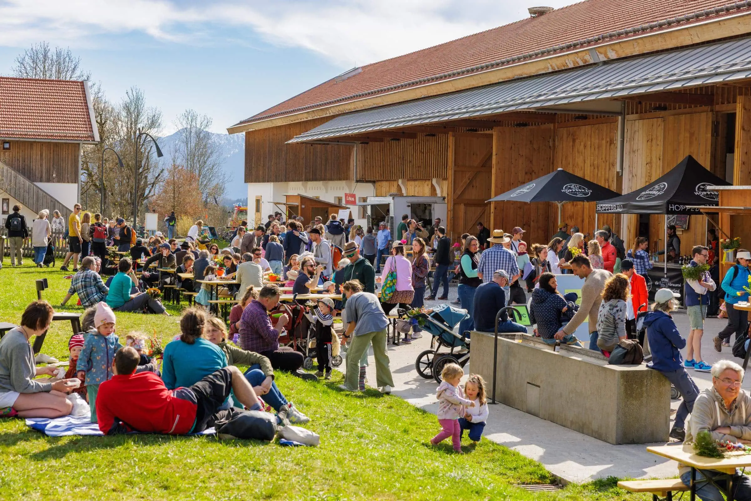 Mini-Tipps im April: Frühlingsfest im Nantesbuch // HIMBEER