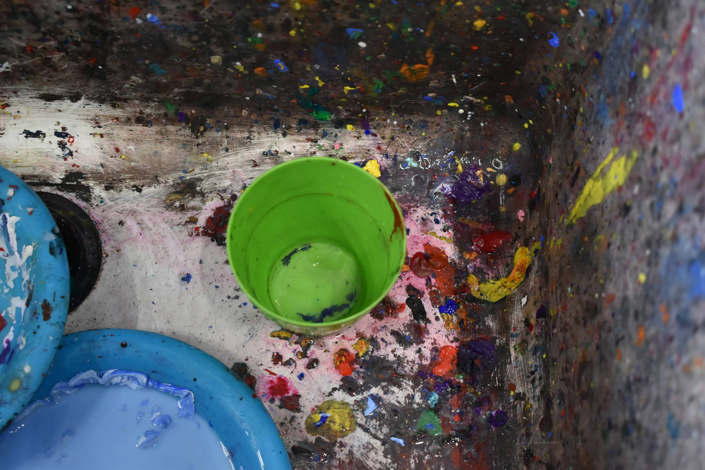 Top Anbieter:innen für kreative Ferienkurse in München: little Art // HIMBEER