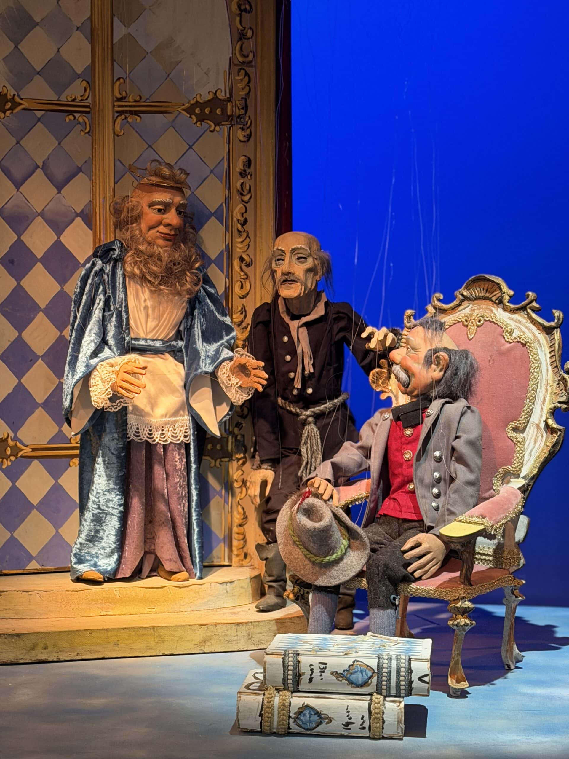 Der Brandner Kaspar schaut ins Paradies, Marionettentheater Bille – Tipps fürs dritte Aprilwochenende KW 16 // HIMBEER