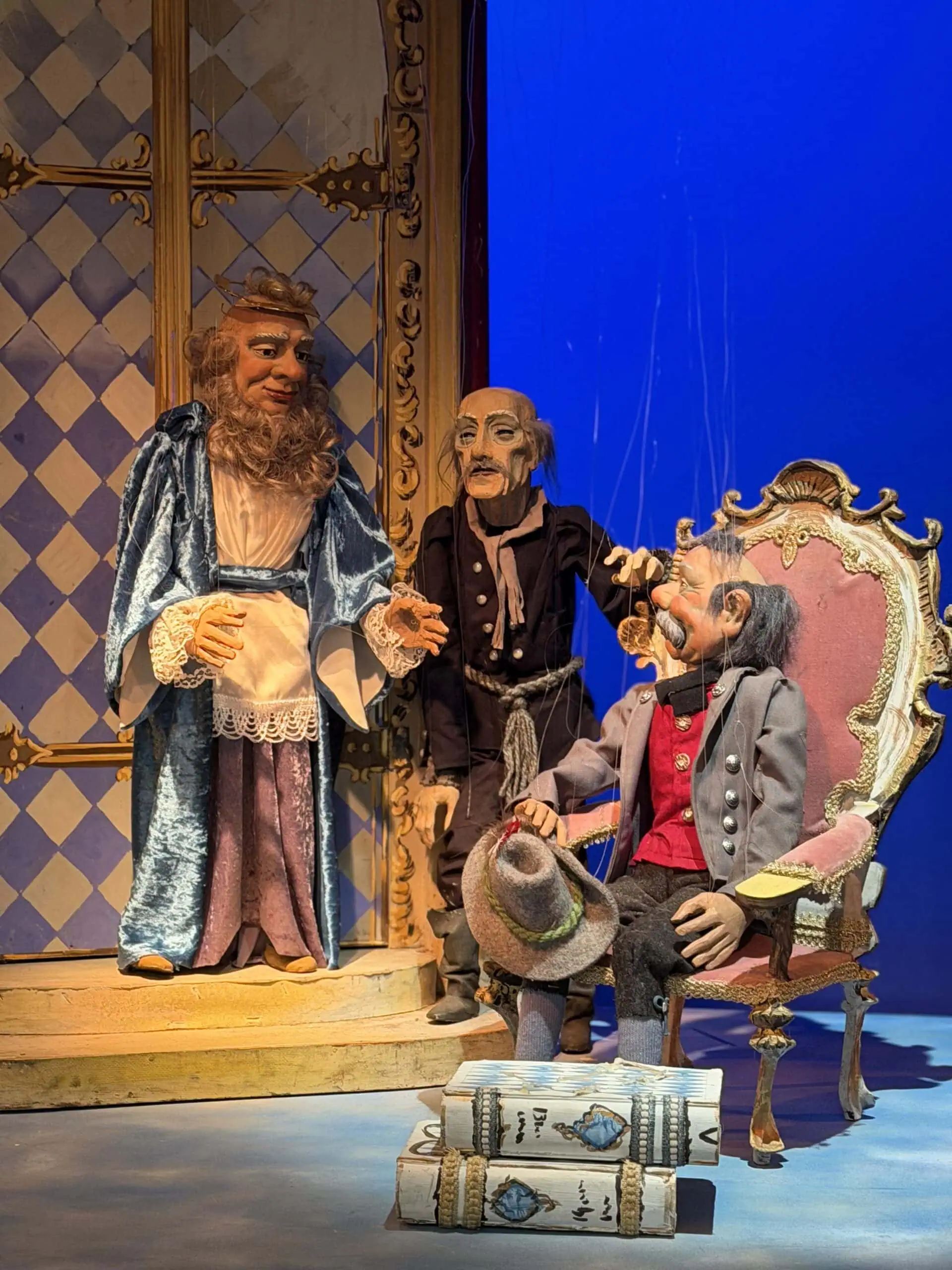 Der Brandner Kaspar schaut ins Paradies, Marionettentheater Bille – Tipps fürs dritte Aprilwochenende KW 16 // HIMBEER