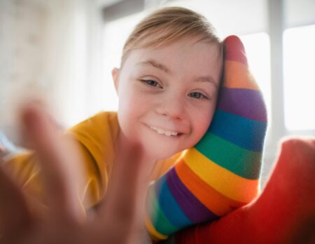 Bildungs- und MItmach-Initiative „Farben sind für alle da“ zu gendersensibler Pädagogik in Kindergarten und Kinderzimmer