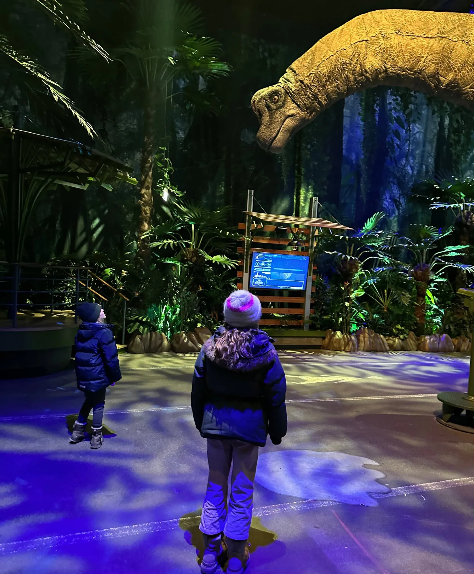Jurassic World: The Experience in München // HIMBEER
