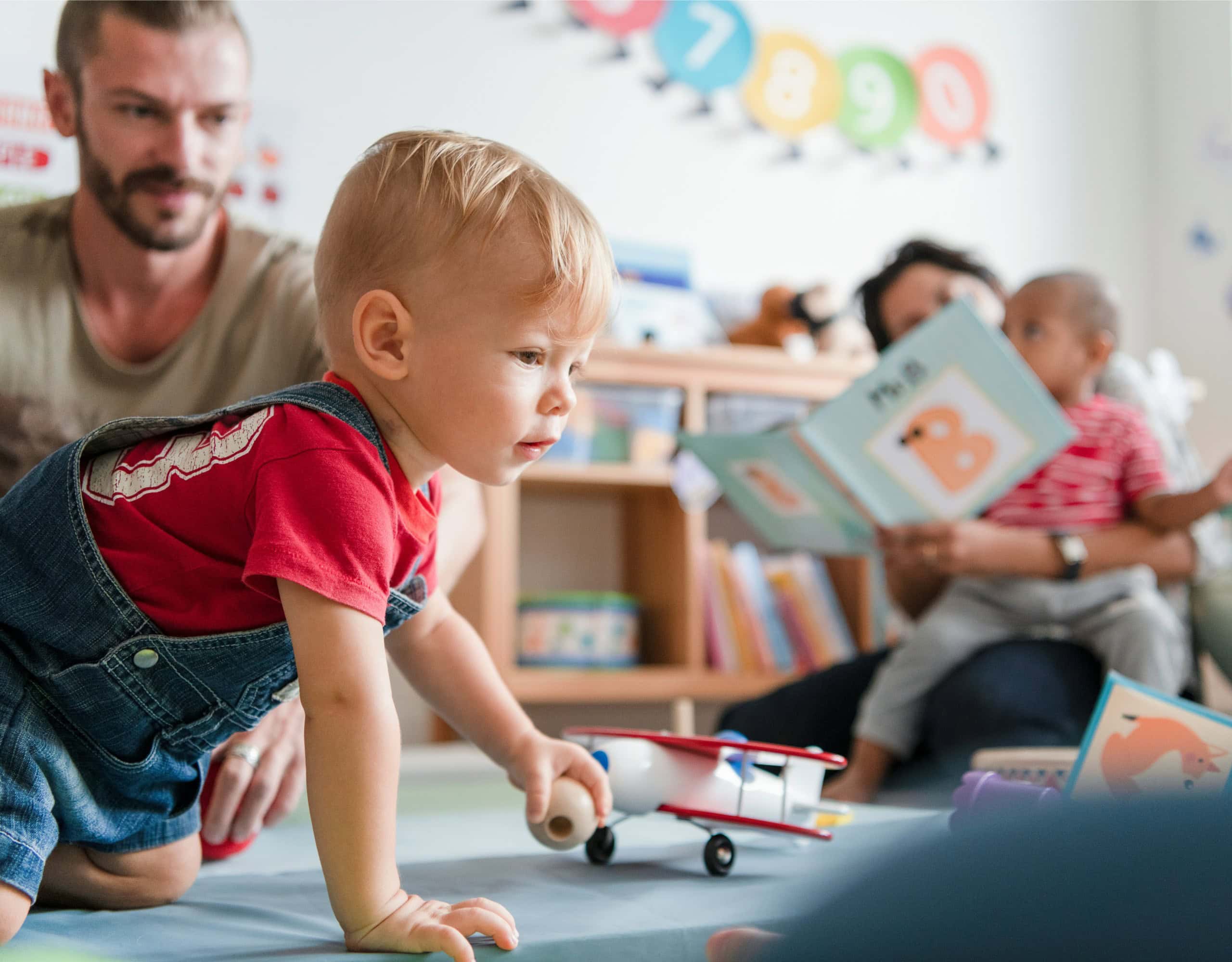 Bildungs- und MItmach-Initiative „Farben sind für alle da“ zu gendersensibler Pädagogik in Kindergarten und Kinderzimmer: Rollenbilder hinterfragen
