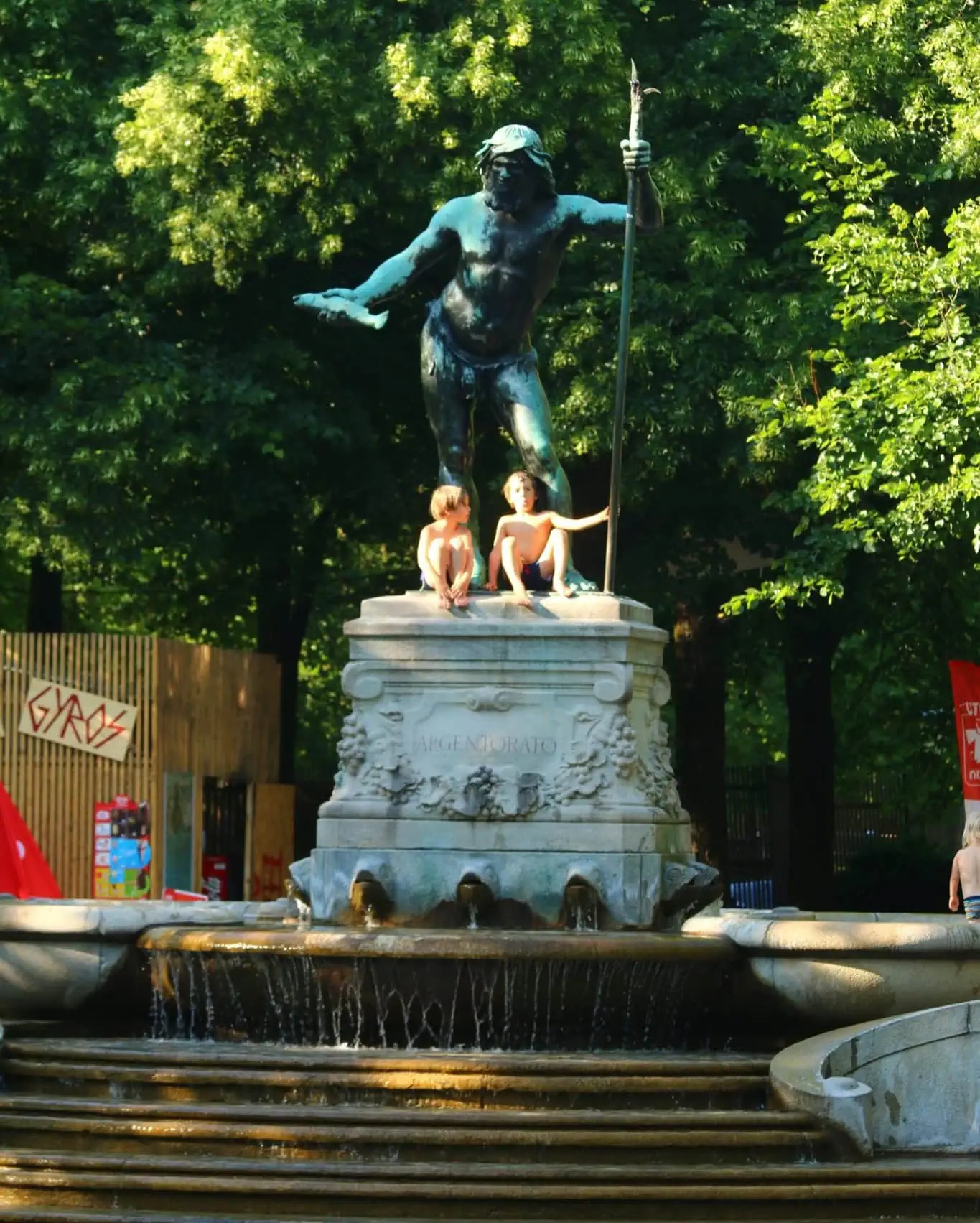 Kulturstrand Saisonstart in München // HIMBEER