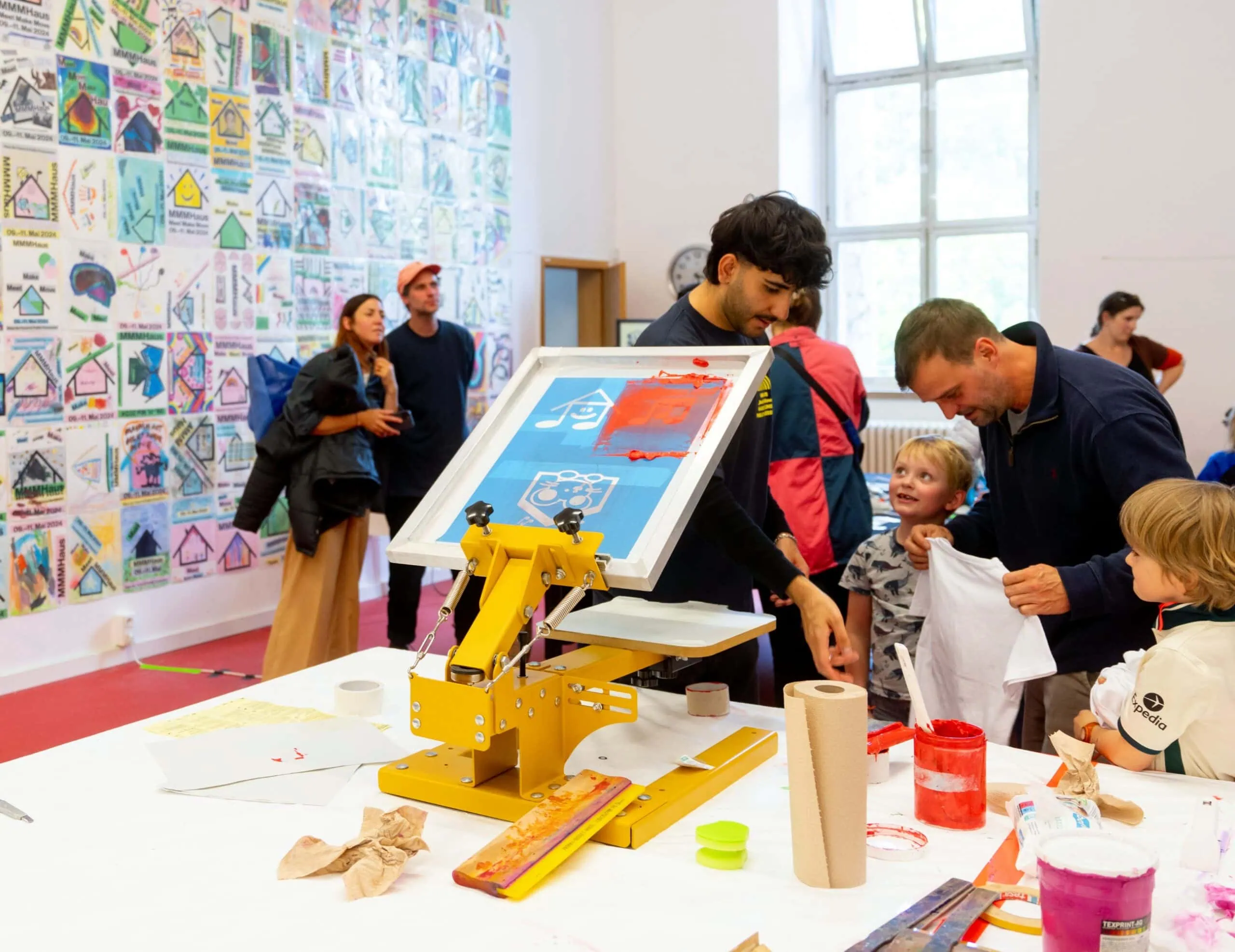 MMMHAUS. Meet Make Move // HIMBEER