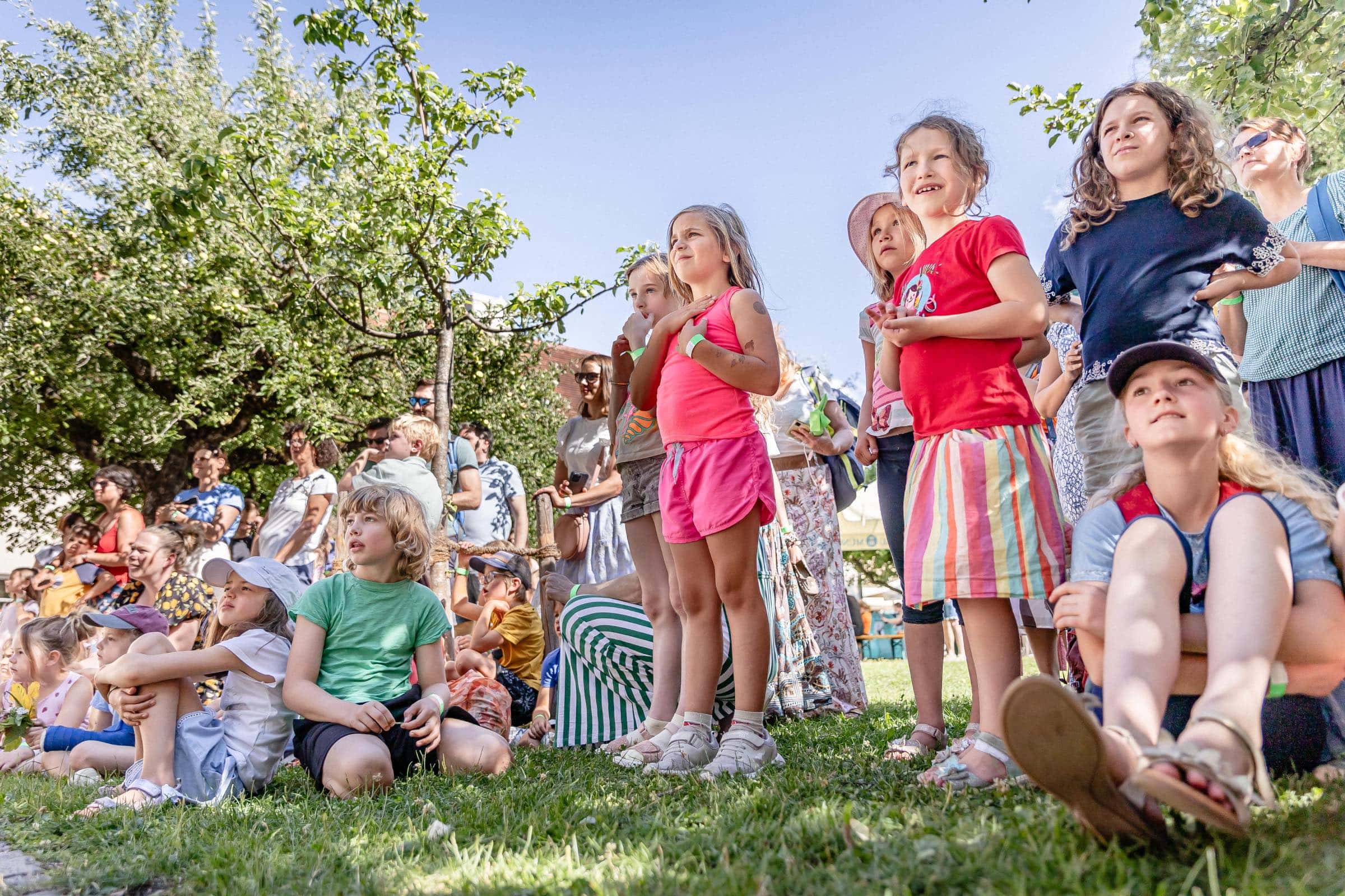 Mini-Tipps im Mai: Familienfest der Internationalen Jugendbibliothek 