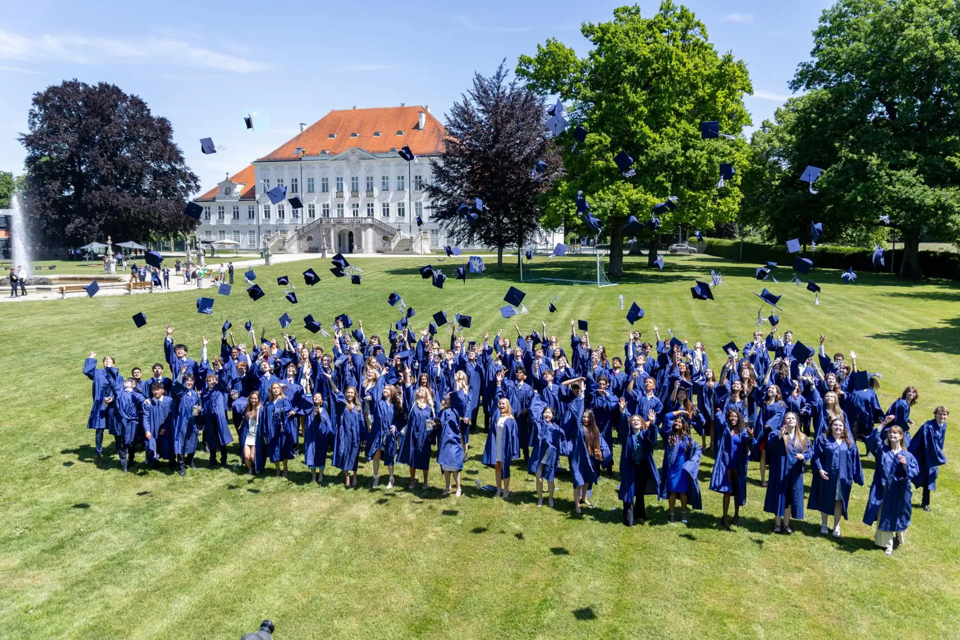 Die Schule der Zukunft: Bavarian International School in München // HIMBEER