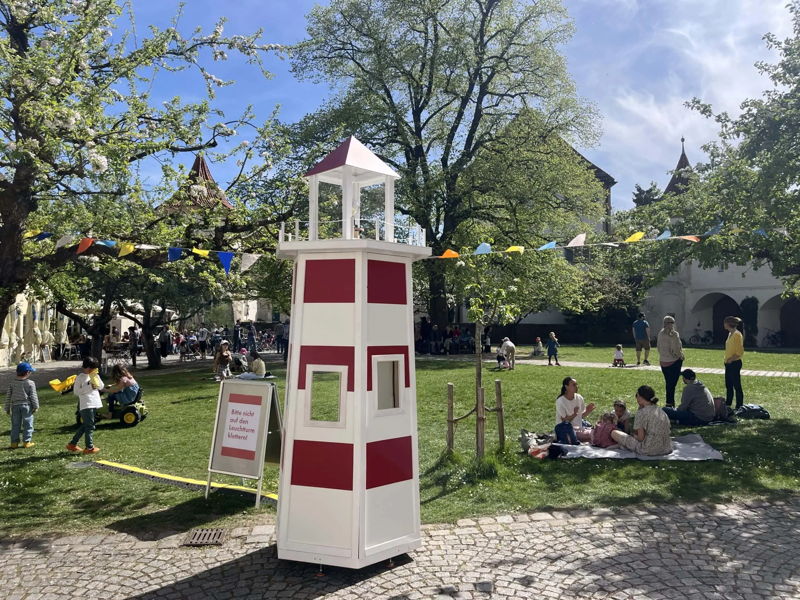 Internationale Jugendbibliothek Familienfest 100. Geburtstag James Krüss – Tipps für die erste Pfingstferienwoche KW 22 // HIMBEER