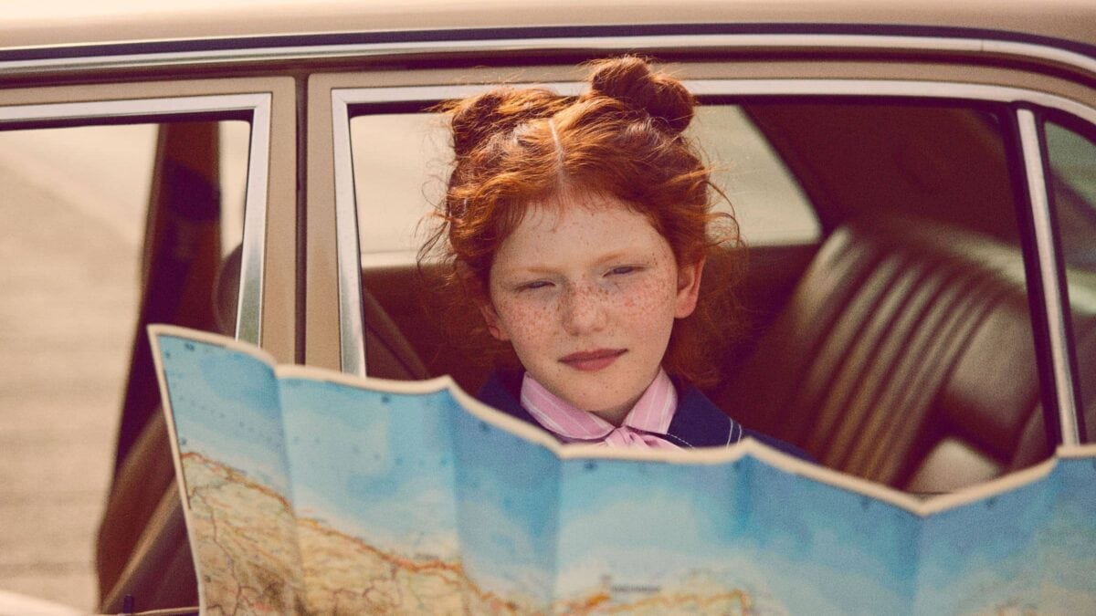 Kindermode SS26 – Sommerliche Kindermode von Alexandra Klever inszeniert für das Familienmagazin HIMBEER