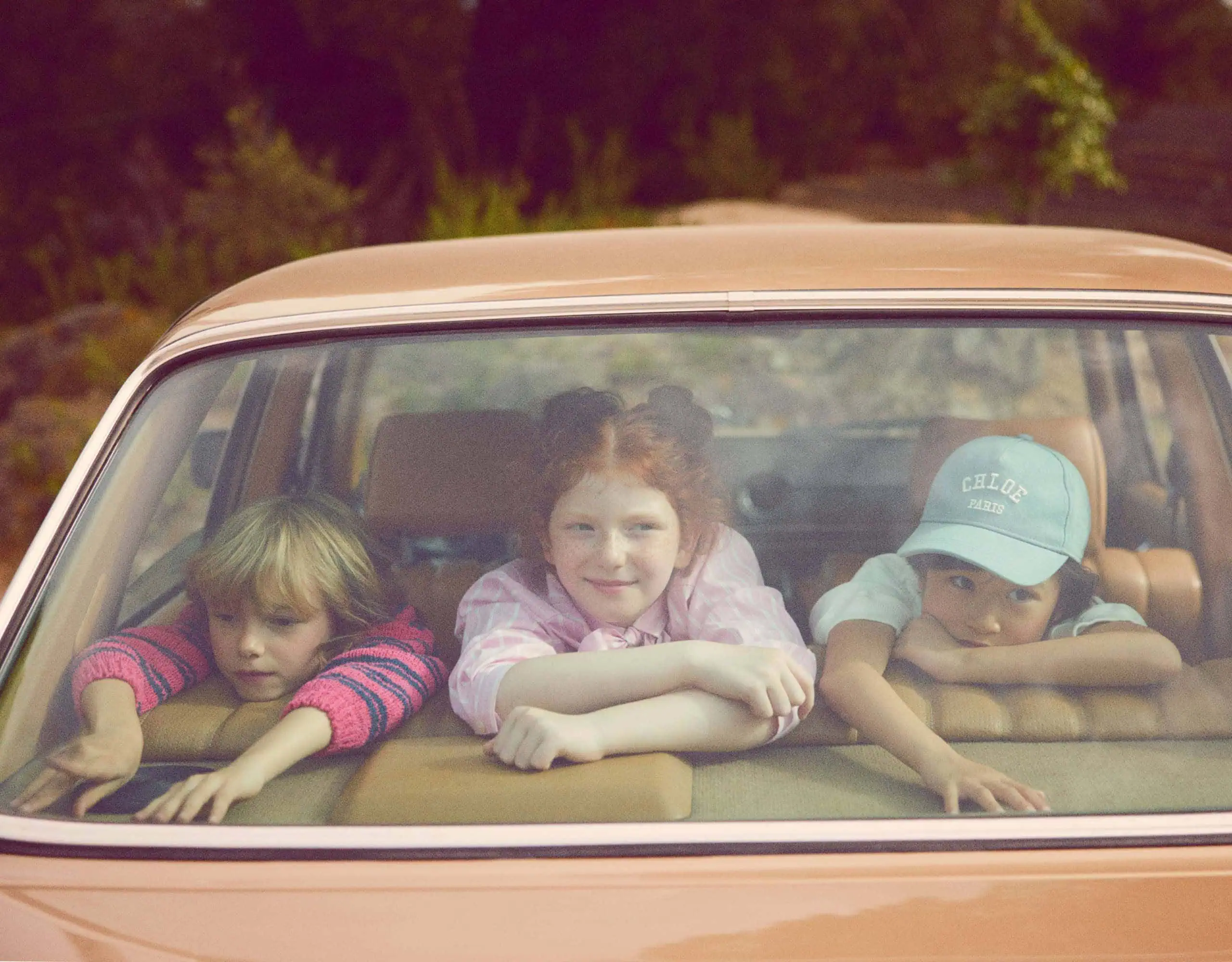 Kindermode SS26 – Sommerliche Kindermode von Alexandra Klever inszeniert für das Familienmagazin HIMBEER